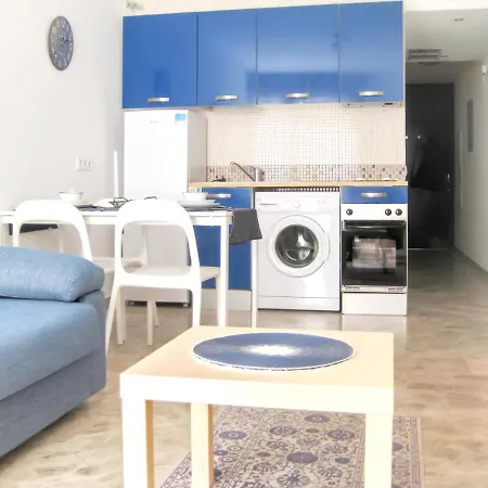 Cozy With Sea View - - 40 Sqm *